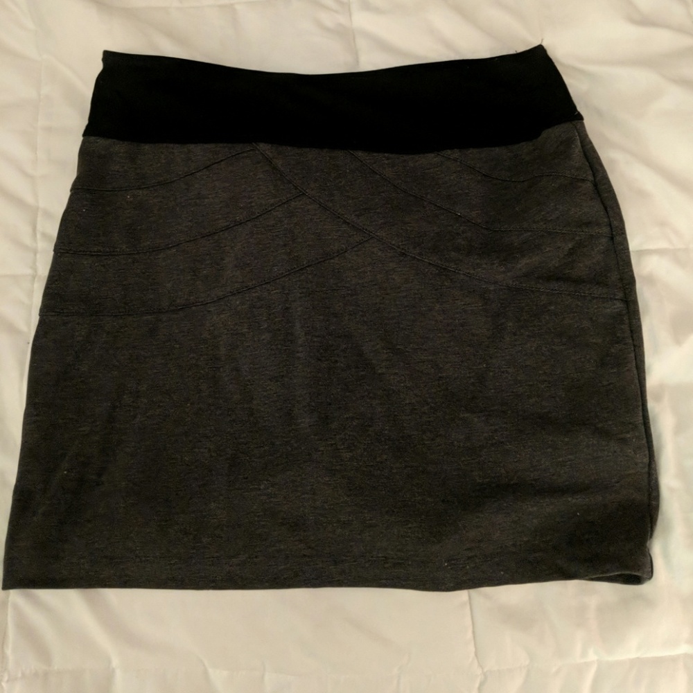Gray cloth mini skirt